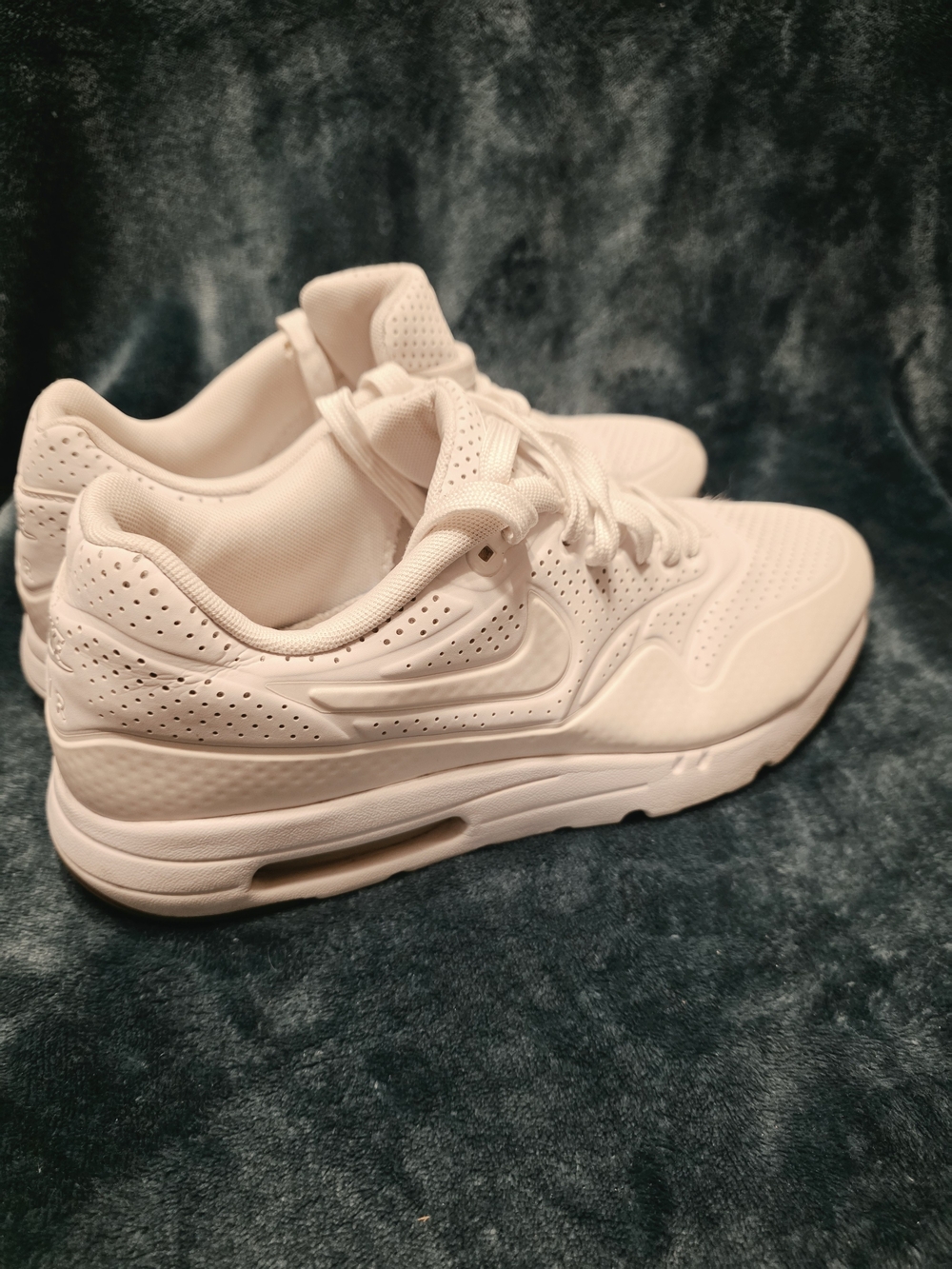 Men's Nike Air Max 1 Ultra Phantom Sneakers